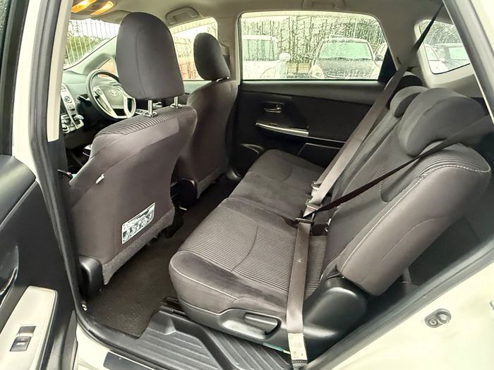 Toyota Prius 2015