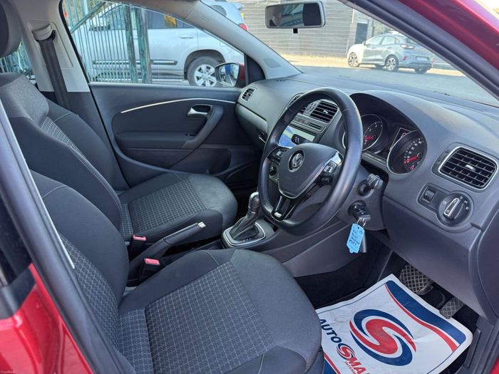 Volkswagen Polo 2015