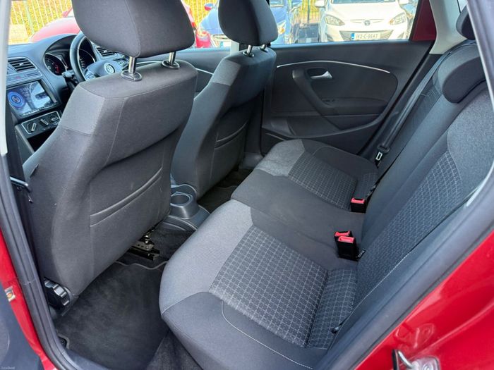 Volkswagen Polo 2015