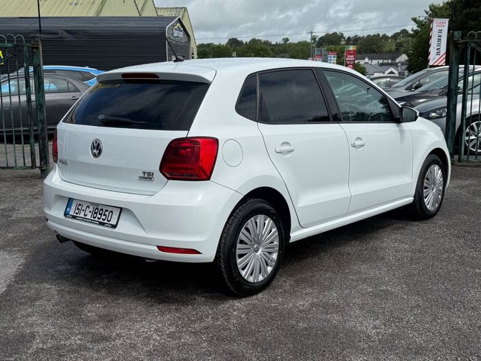 Volkswagen Polo 2015