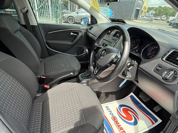 Volkswagen Polo 2015