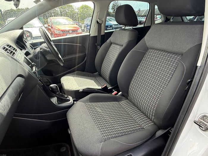 Volkswagen Polo 2015