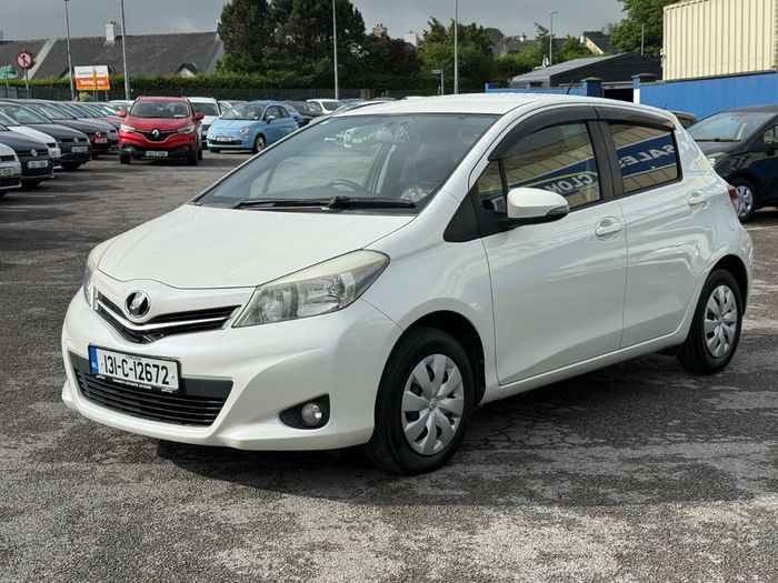 Toyota Vitz 2013