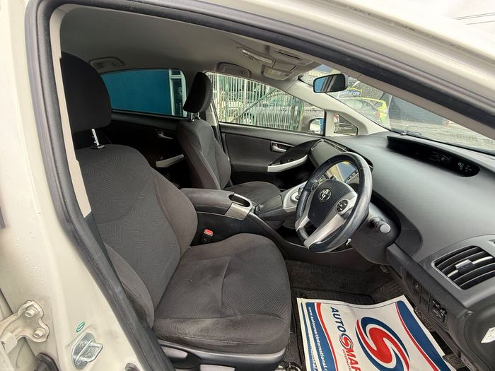 Toyota Prius 2014
