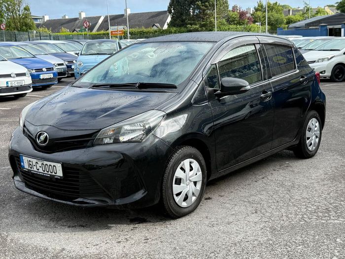 Toyota Vitz 2016
