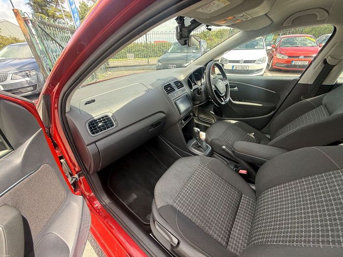 Volkswagen Polo 2014