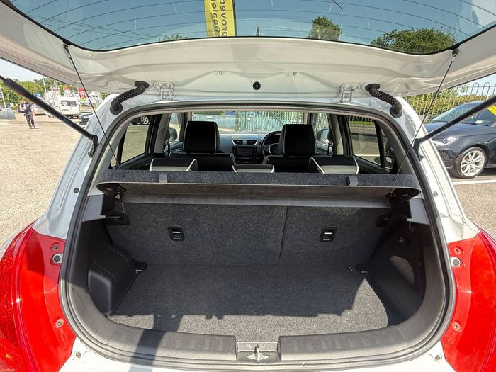 Suzuki Swift 2015