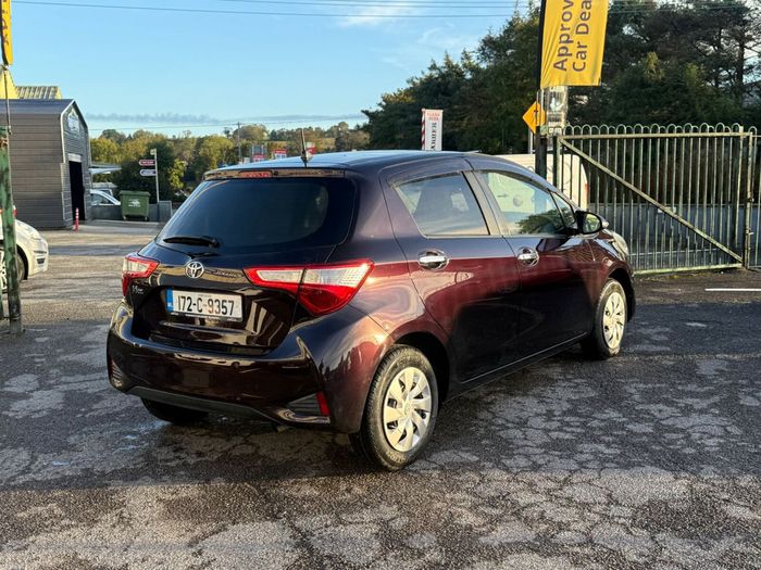 Toyota Vitz 2017