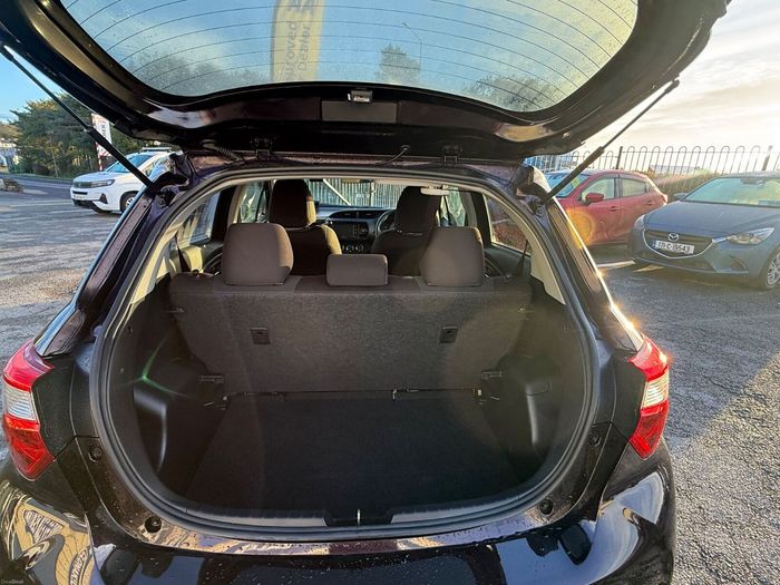 Toyota Vitz 2017