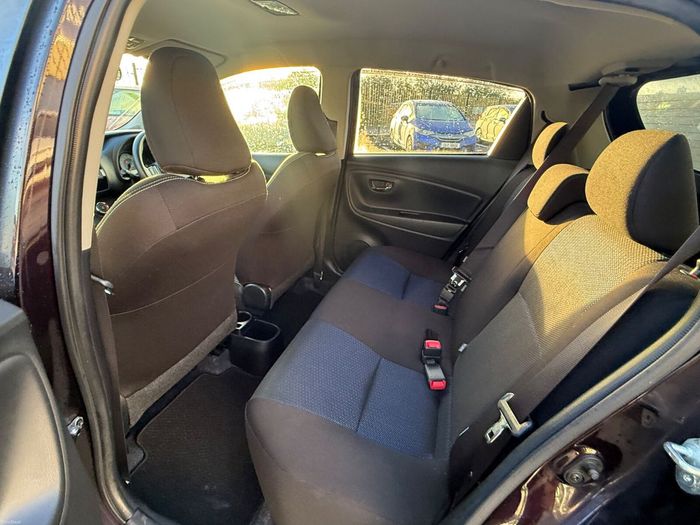 Toyota Vitz 2017