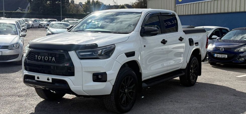 Toyota HiLux 2023