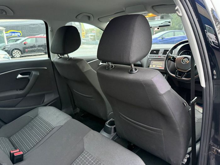 Volkswagen Polo 2015