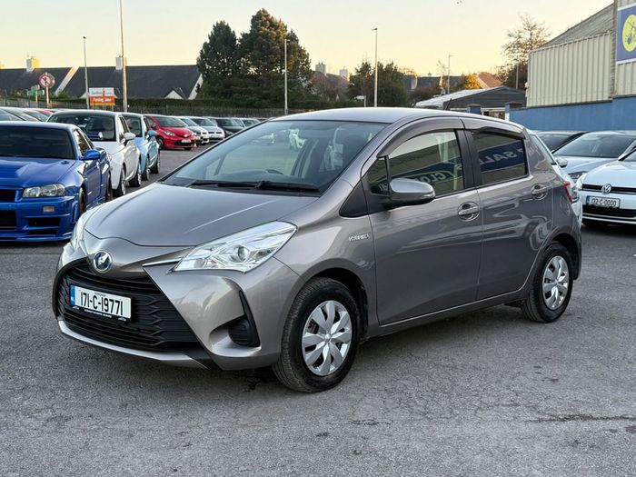 Toyota Vitz 2017