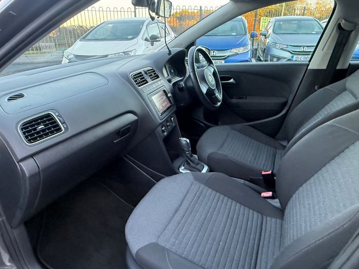 Volkswagen Polo 2014