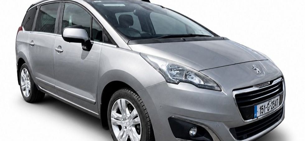 Peugeot 5008 2015