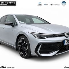 Volkswagen Golf 2025
