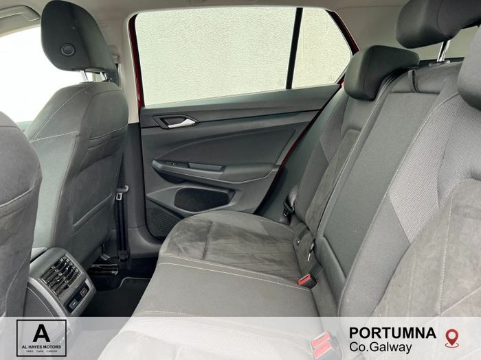Volkswagen Golf 2021