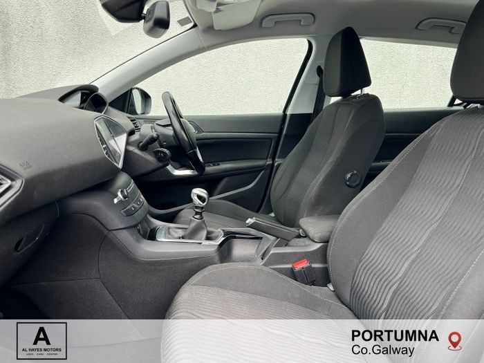 Peugeot 308 2016