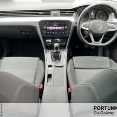 Volkswagen Passat 2022