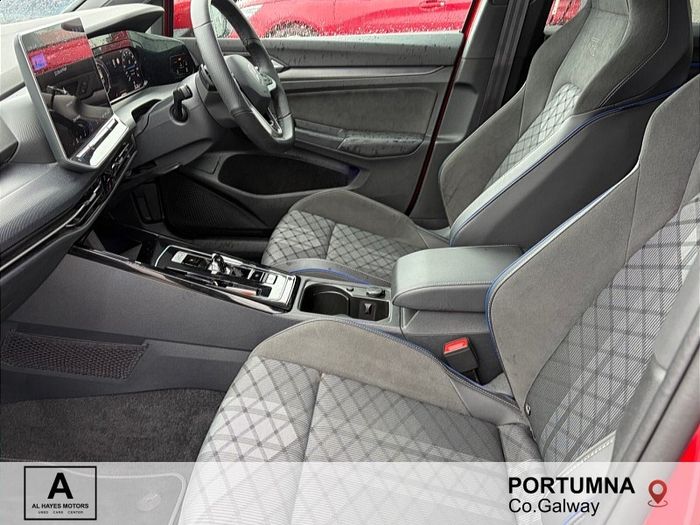 Volkswagen Golf 2025
