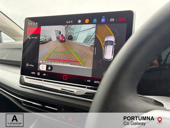 Volkswagen Golf 2025