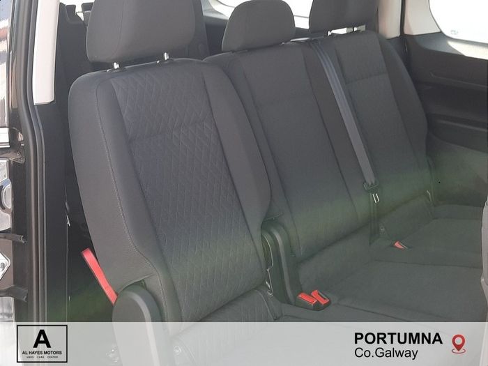 Volkswagen Caddy Maxi Life 2025
