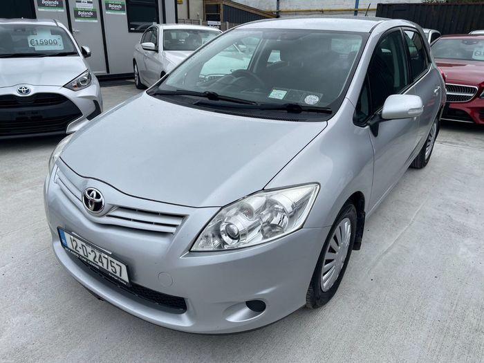 Toyota Auris 2012