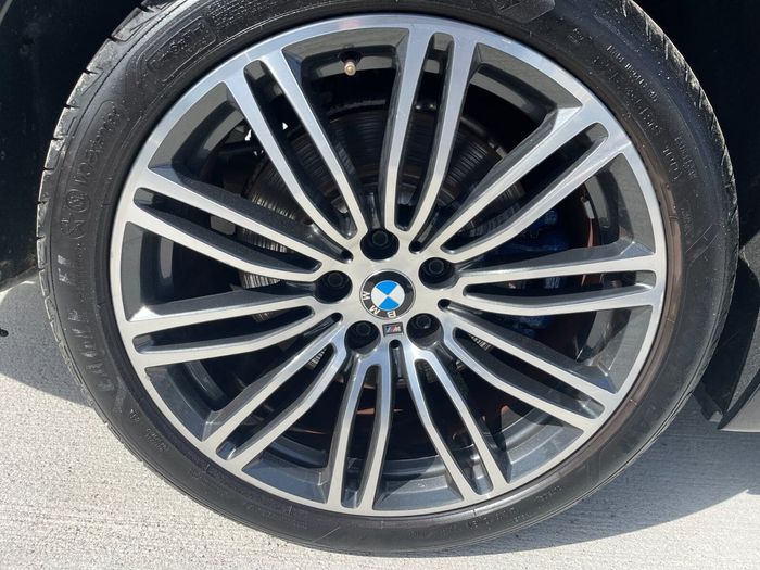 BMW 5 Series 2019