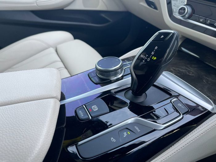 BMW 5 Series 2019