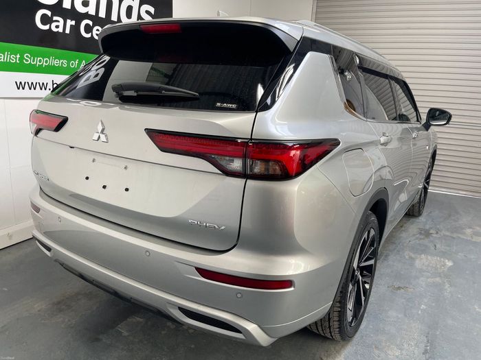 Mitsubishi Outlander 2022