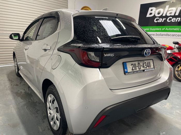 Toyota Yaris 2021