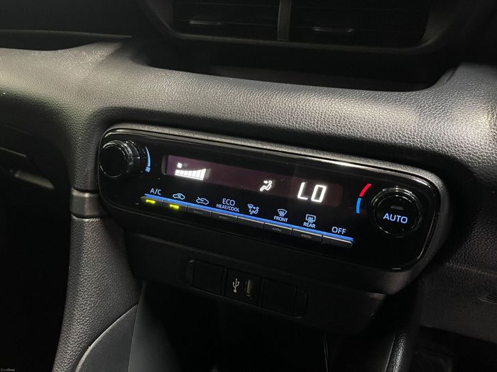Toyota Yaris 2021