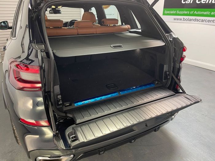 BMW X5 2023
