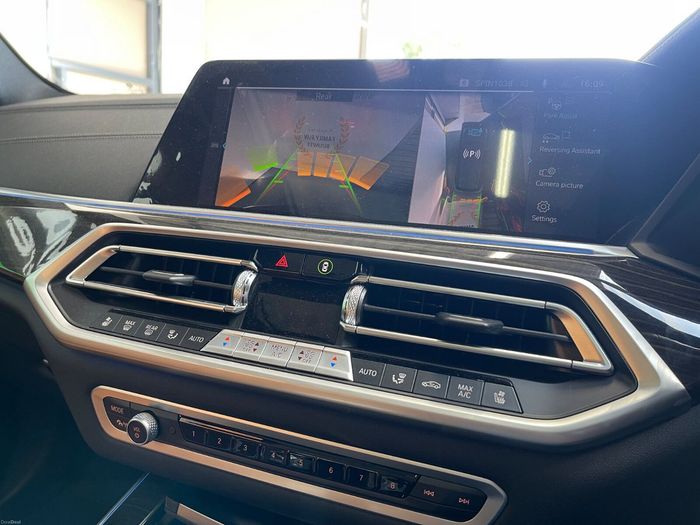 BMW X5 2023