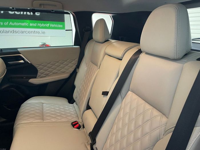 Mitsubishi Outlander 2022
