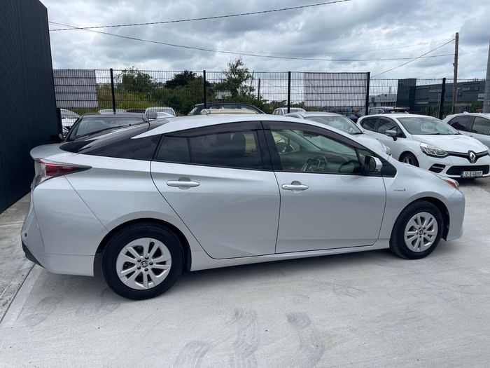 Toyota Prius 2017