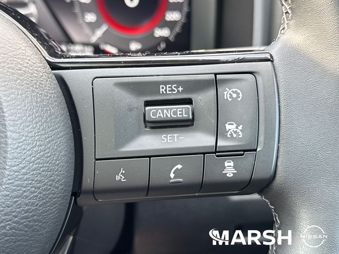 Nissan QASHQAI 2024