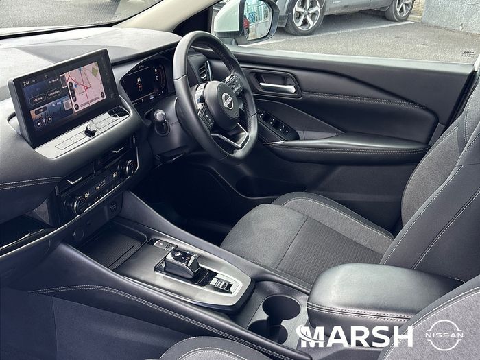 Nissan QASHQAI 2024