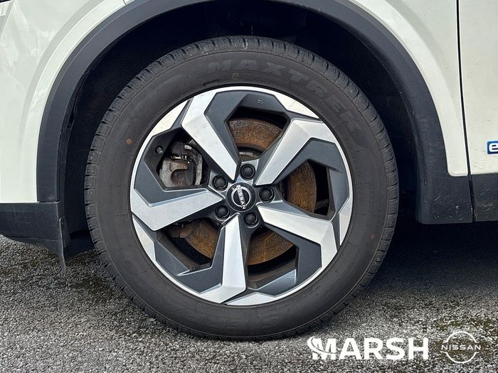 Nissan QASHQAI 2024