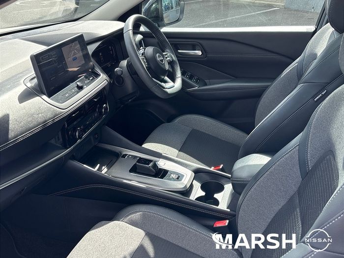 Nissan QASHQAI 2025