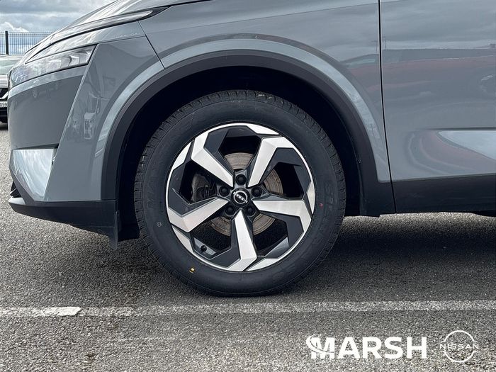 Nissan QASHQAI 2024