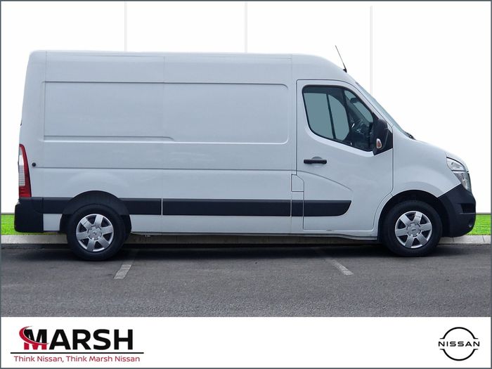 Nissan Interstar 2022