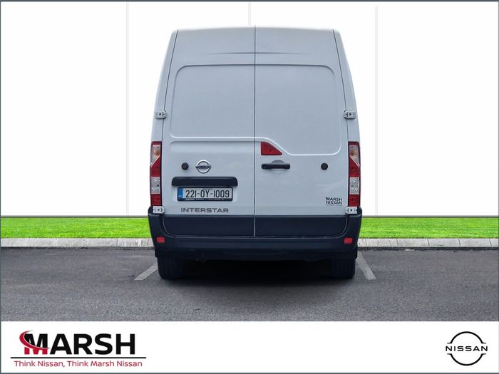 Nissan Interstar 2022