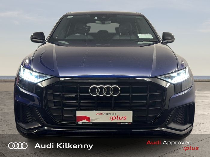 Audi Q8 2023