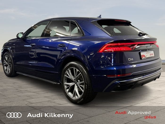 Audi Q8 2023