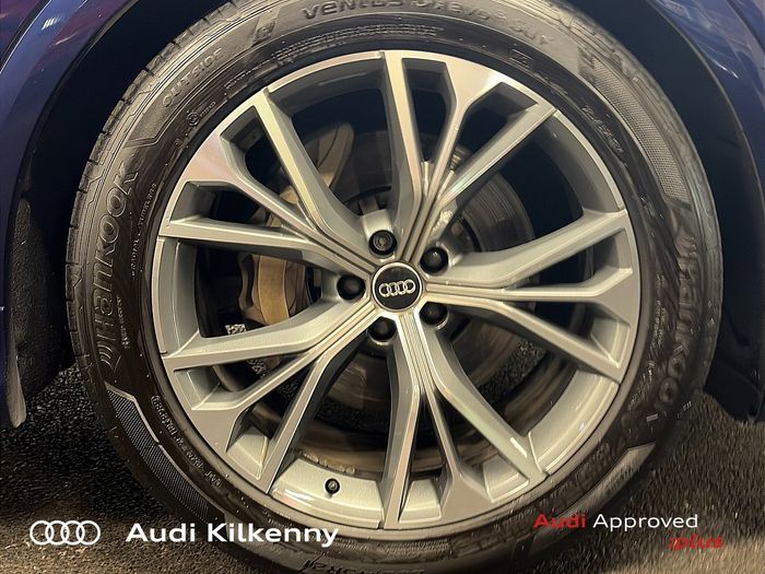 Audi Q8 2023