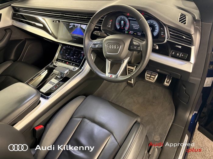 Audi Q8 2023
