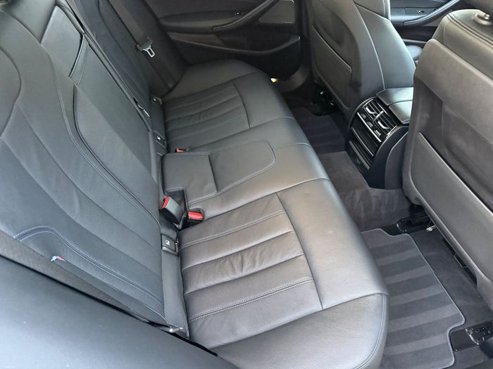 BMW 5 Series 2019