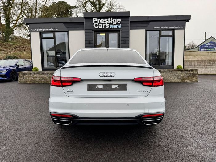 Audi A4 2022