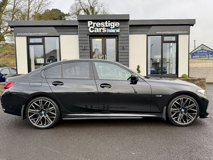 BMW 3 Series 2023